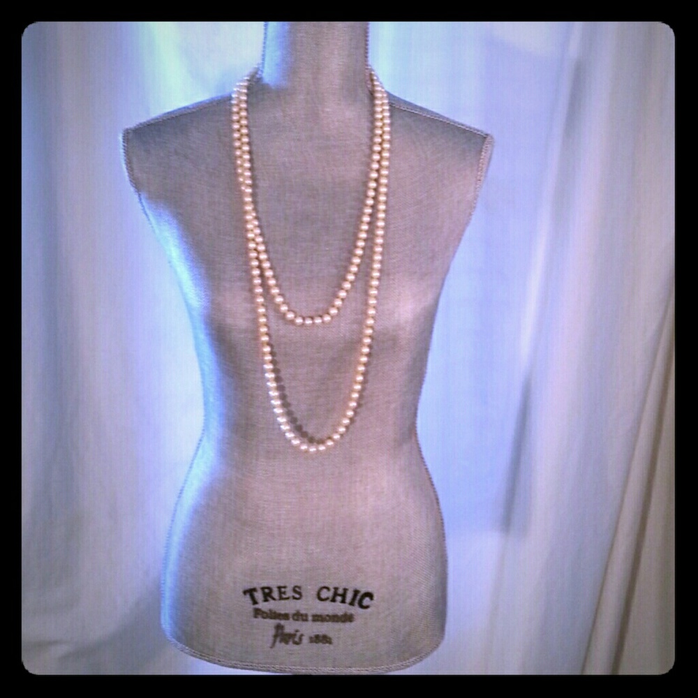 Fauz Pearls long strand